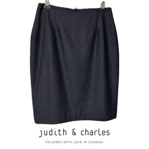 Judith & Charles Designer Wool Blend Navy Pinstripe Pencil Skirt Like New